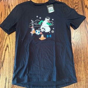 BNWT boys youth large Under Armour tee shirt